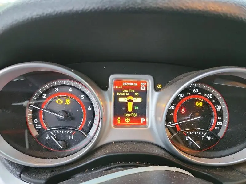 2018 DODGE JOURNEY SE  