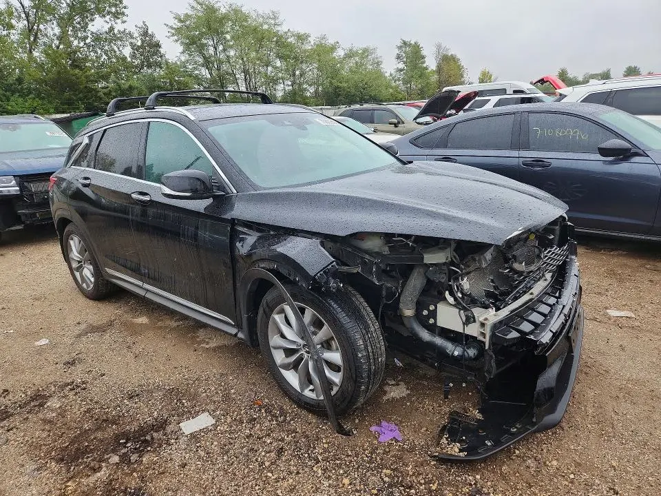 2019 INFINITI QX50 LUXE  