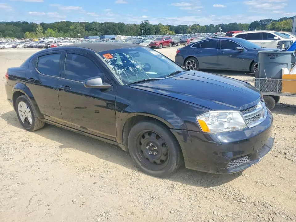 2014 DODGE AVENGER SE  