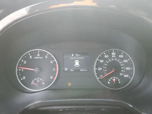 2022 KIA SELTOS S  