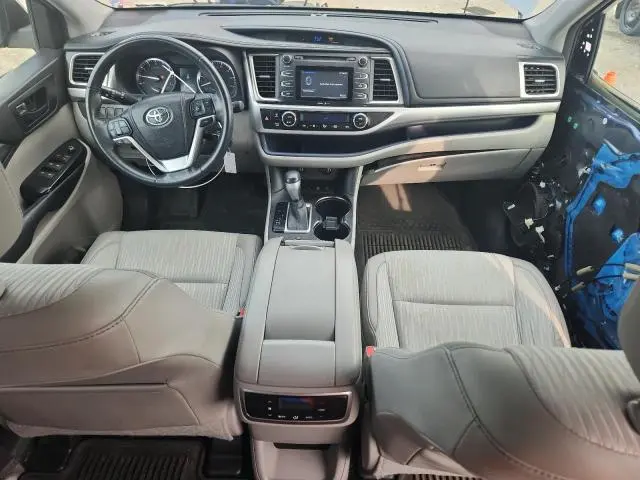 2014 TOYOTA HIGHLANDER LE  