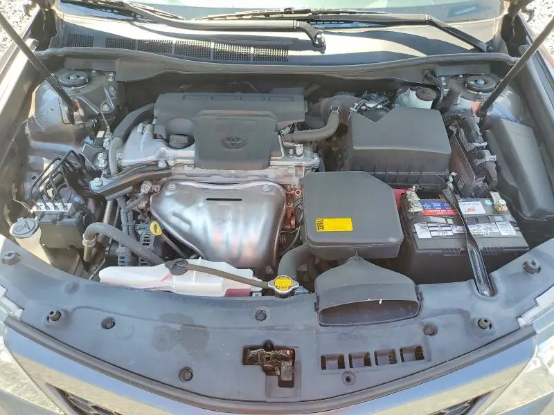 2013 TOYOTA CAMRY SE  