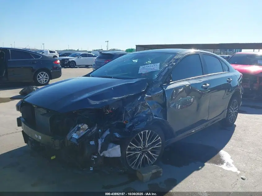 2024 KIA FORTE GT-LINE