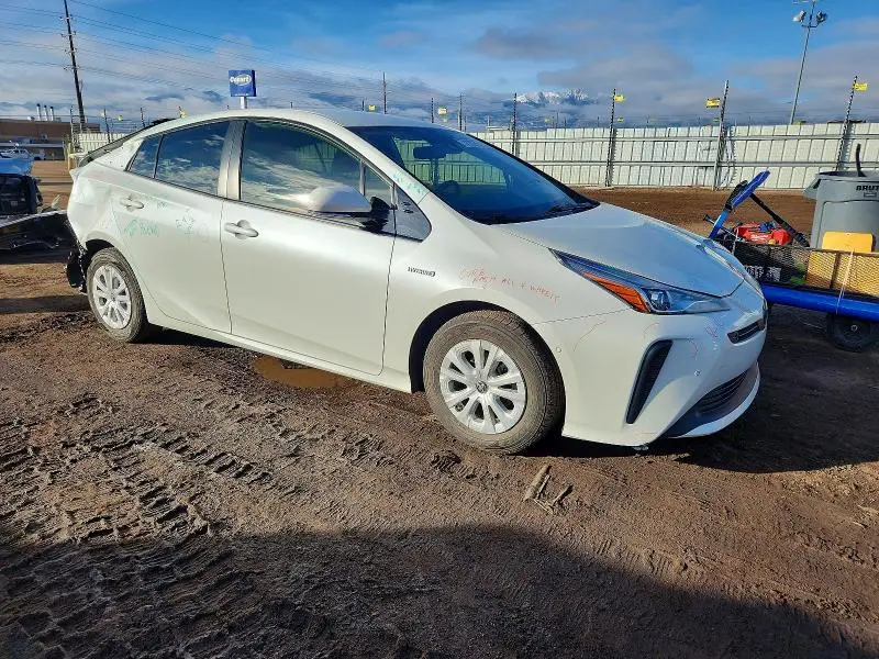 2019 TOYOTA PRIUS   