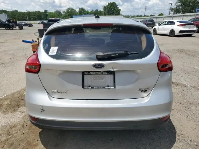 2017 FORD FOCUS SE  