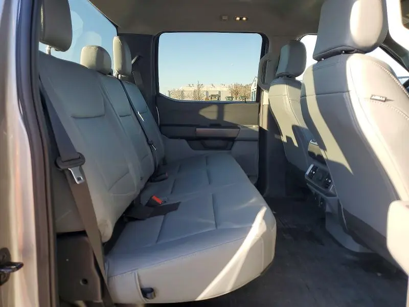 2023 FORD F150 LIGHTNING PRO  