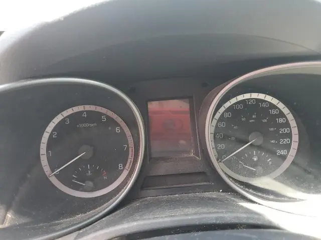 2018 HYUNDAI SANTA FE SE  