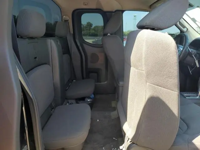 2016 NISSAN FRONTIER S  