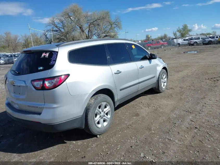 2015 CHEVROLET TRAVERSE LS