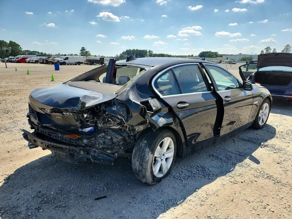 2011 BMW 528 I  