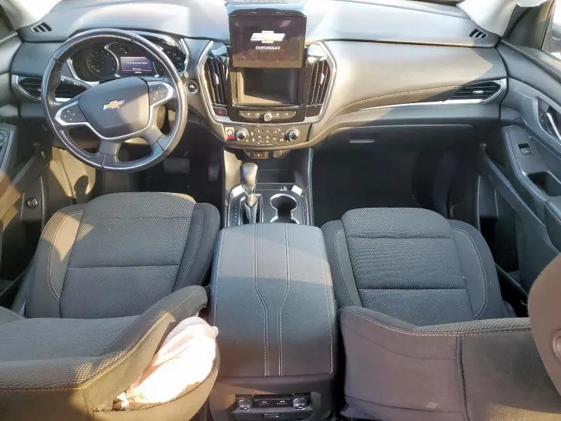 2021 CHEVROLET TRAVERSE LT  