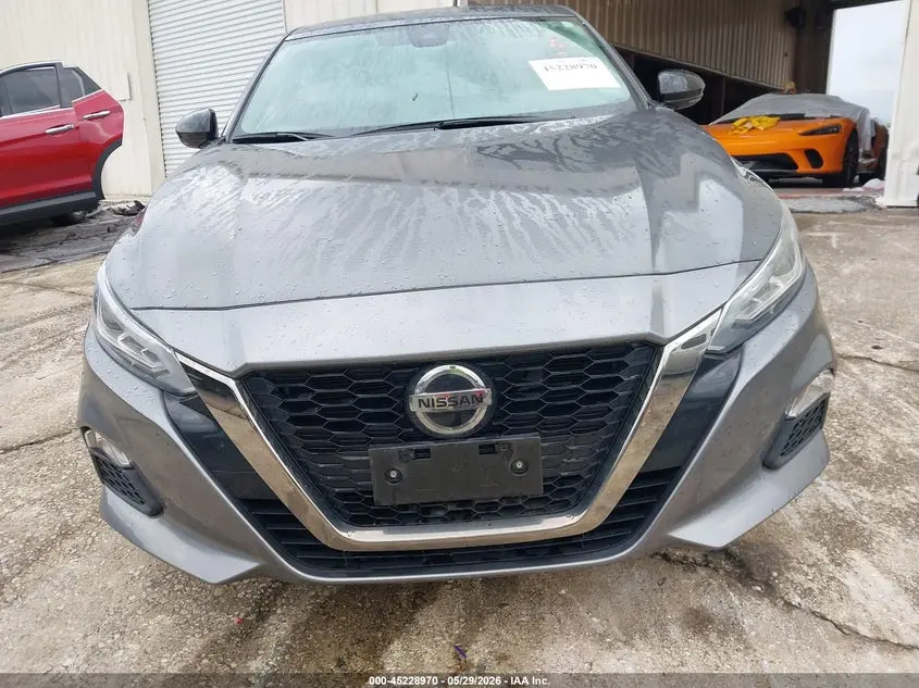 2021 NISSAN ALTIMA SR FWD