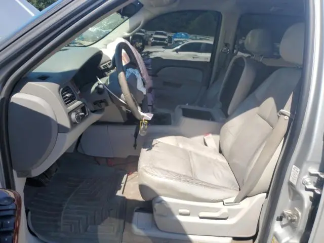 2011 CHEVROLET SUBURBAN C1500 LT  