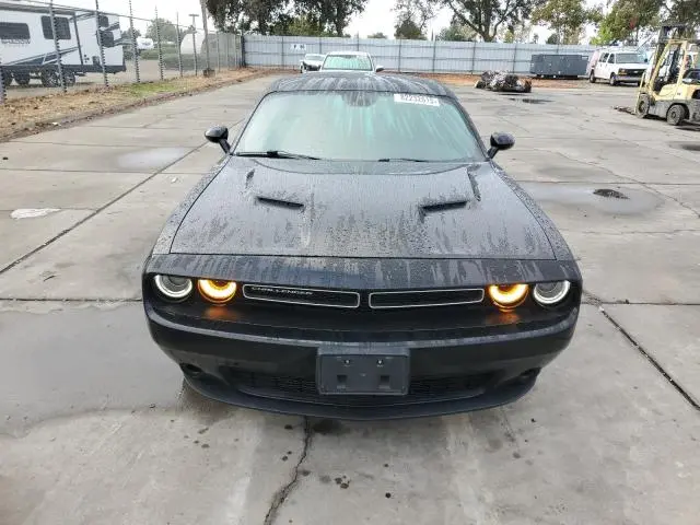 2016 DODGE CHALLENGER SXT  