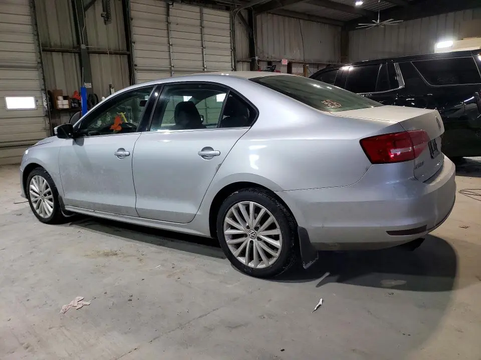 2015 VOLKSWAGEN JETTA SE  