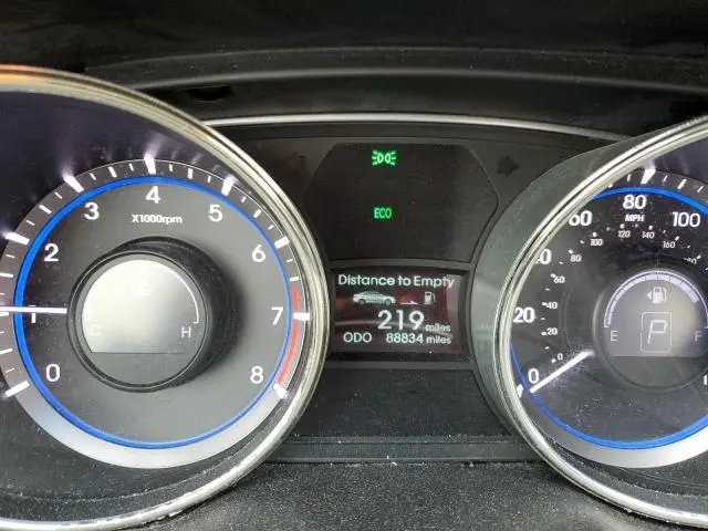 2011 HYUNDAI SONATA GLS  