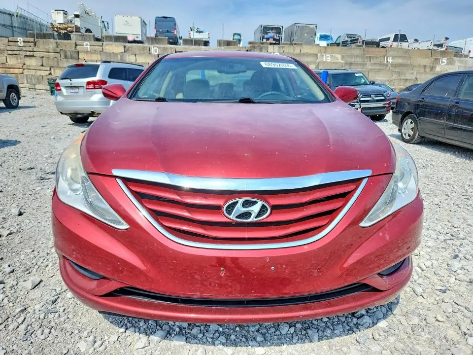 2012 HYUNDAI SONATA GLS  