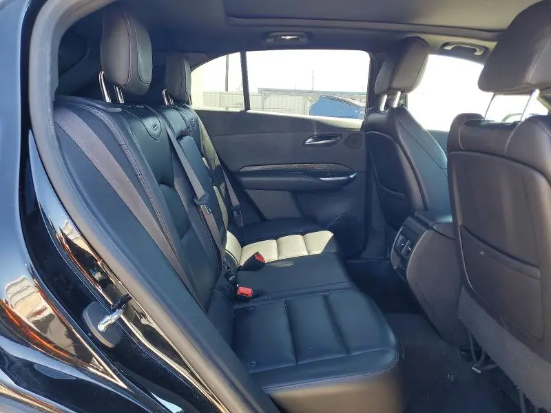 2019 CADILLAC XT4 SPORT  