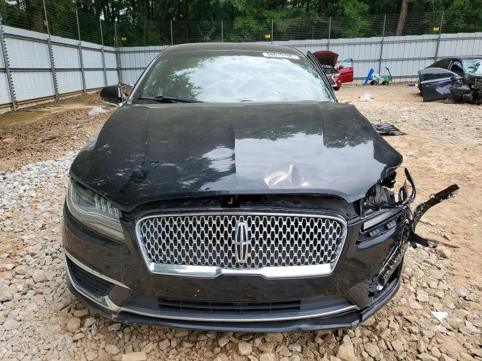 2017 LINCOLN MKZ PREMIERE  