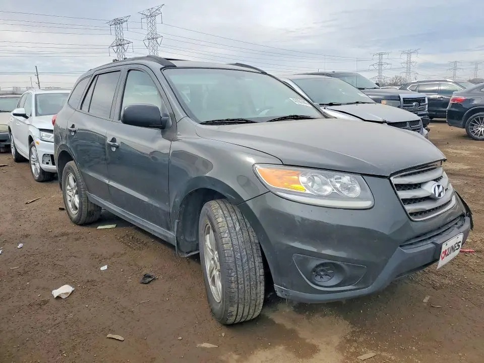 2012 HYUNDAI SANTA FE GLS  