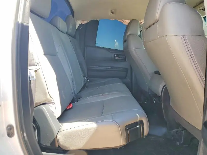 2015 TOYOTA TUNDRA SR  