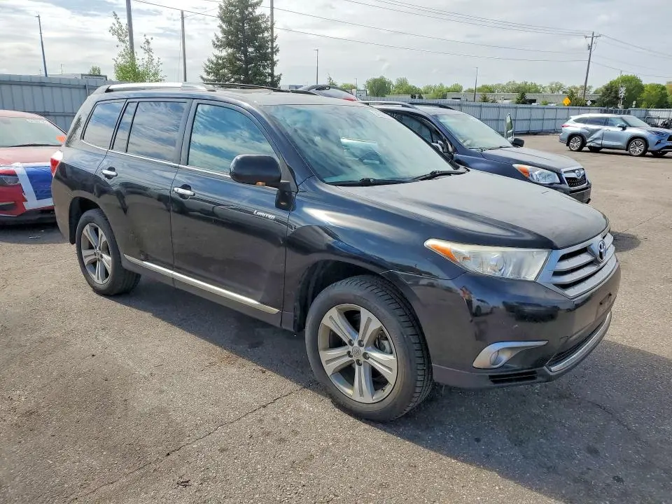 2013 TOYOTA HIGHLANDER LIMITED  