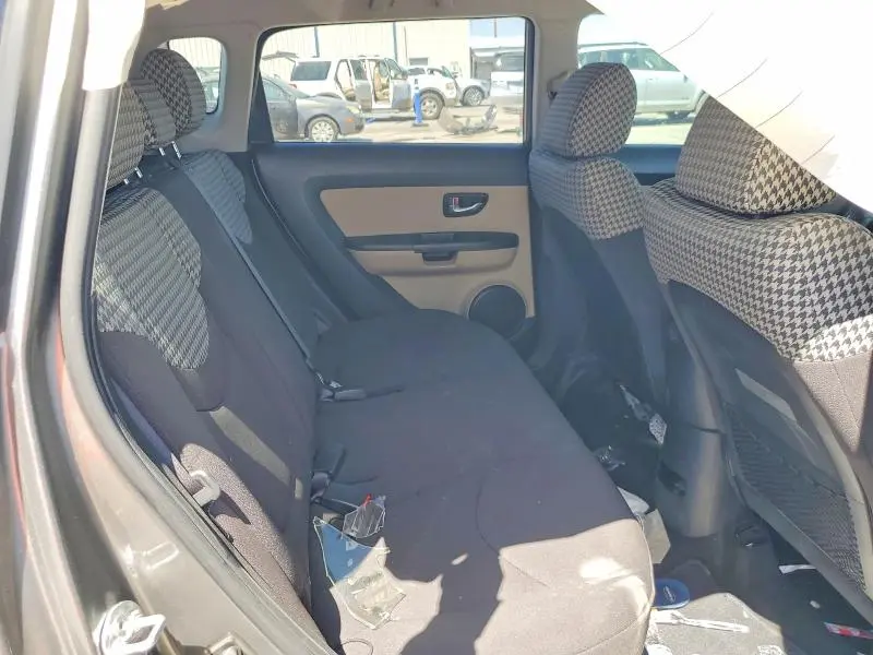 2013 KIA SOUL !  