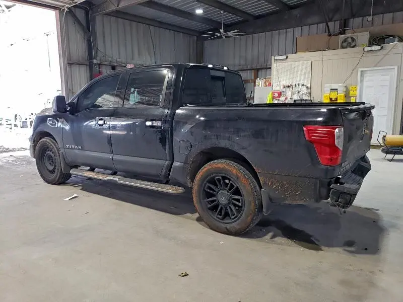 2017 NISSAN TITAN SV  