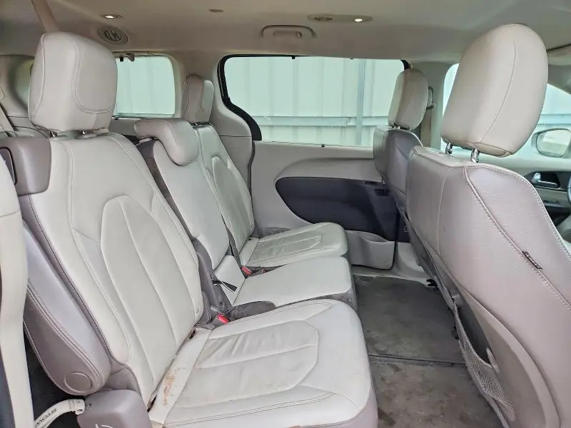 2017 CHRYSLER PACIFICA TOURING L  