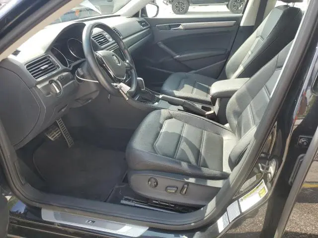2017 VOLKSWAGEN PASSAT R-LINE  