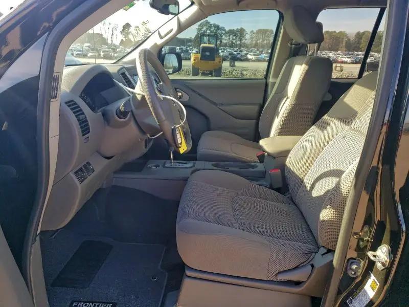 2020 NISSAN FRONTIER S  