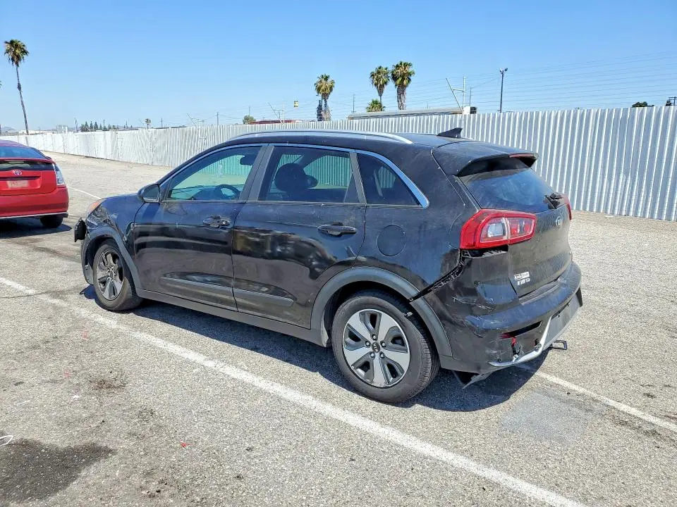 2017 KIA NIRO LX  