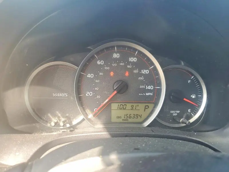 2014 TOYOTA YARIS 3-DOOR LE  