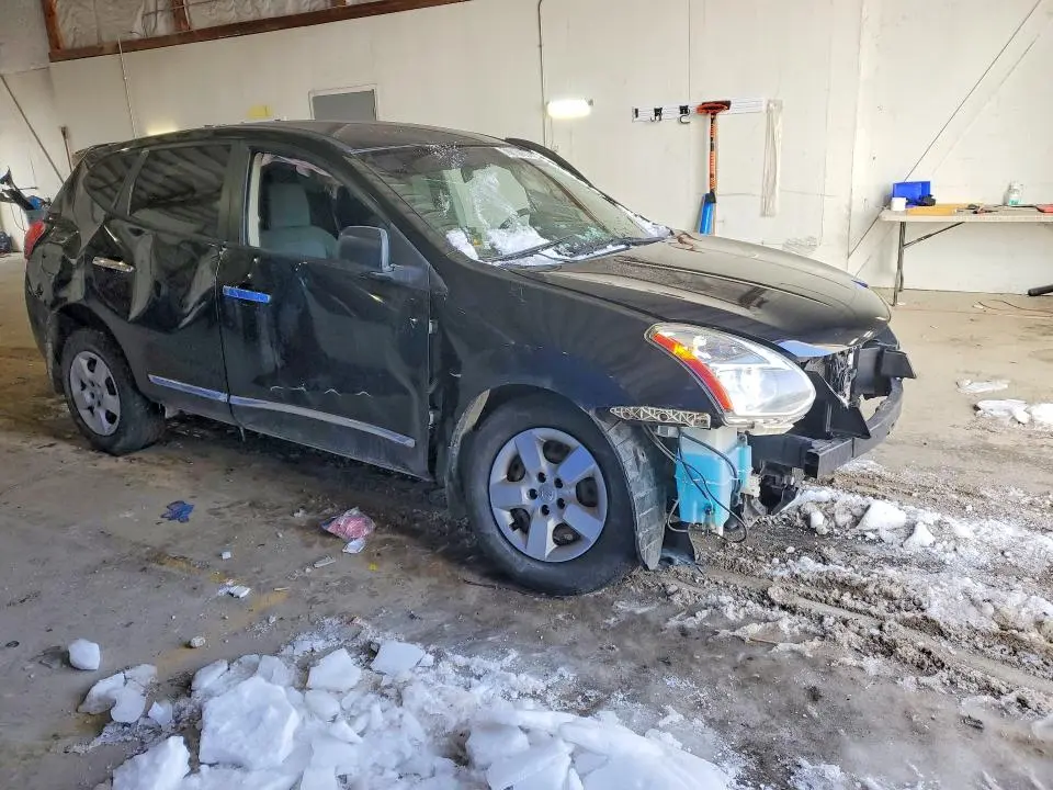 2013 NISSAN ROGUE S  