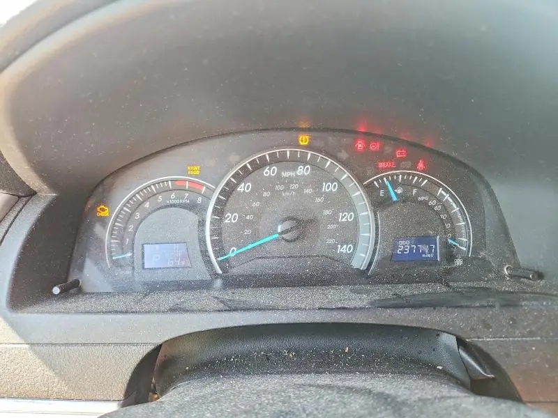 2012 TOYOTA CAMRY LE  