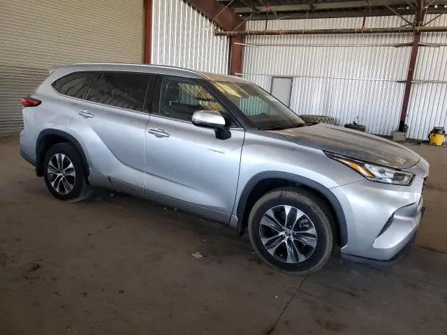 2020 TOYOTA HIGHLANDER HYBRID XLE  