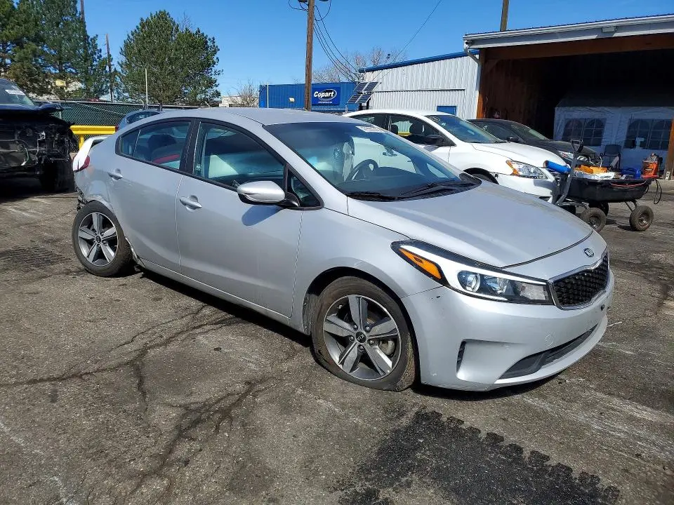 2018 KIA FORTE LX  