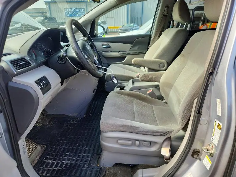 2016 HONDA ODYSSEY SE  