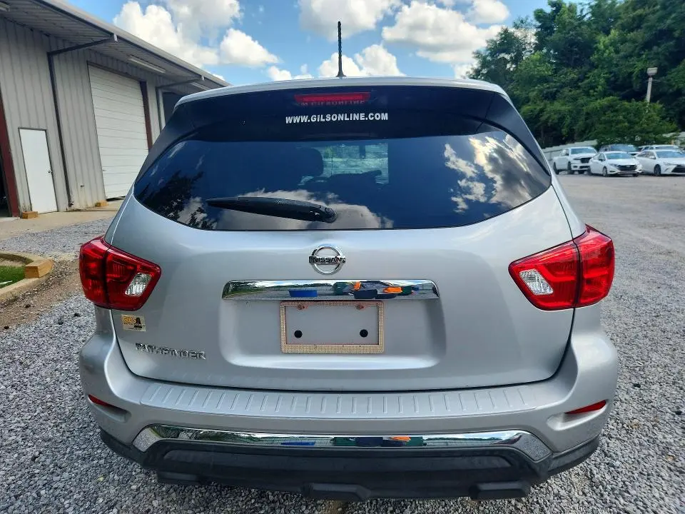 2017 NISSAN PATHFINDER S  