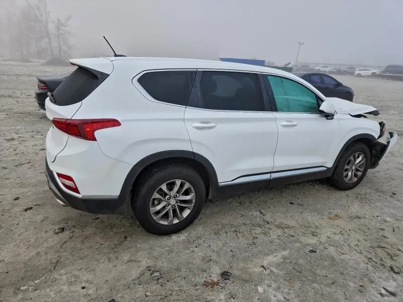 2020 HYUNDAI SANTA FE SE  