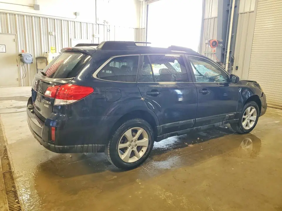 2013 SUBARU OUTBACK 2.5I PREMIUM  