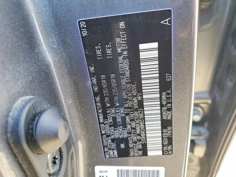2021 TOYOTA HIGHLANDER HYBRID XLE  