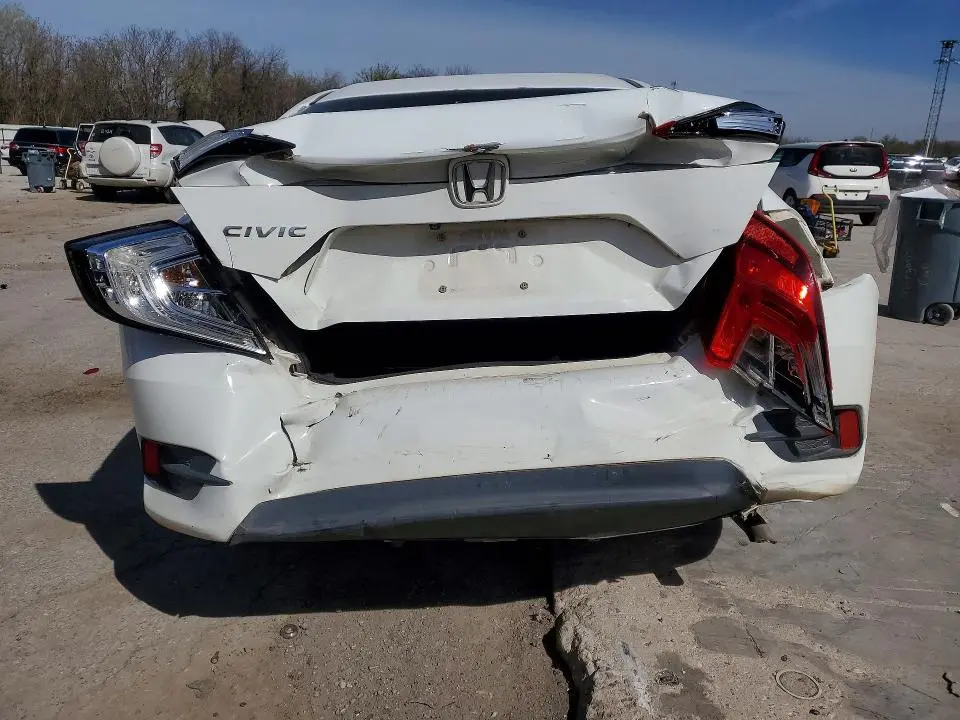 2016 HONDA CIVIC LX  