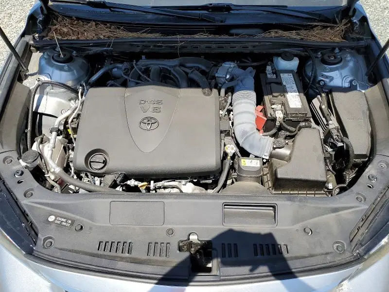 2022 TOYOTA AVALON XLE  