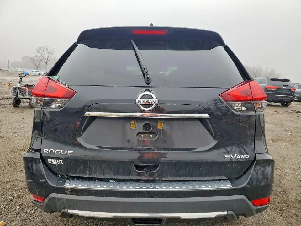2017 NISSAN ROGUE SV  