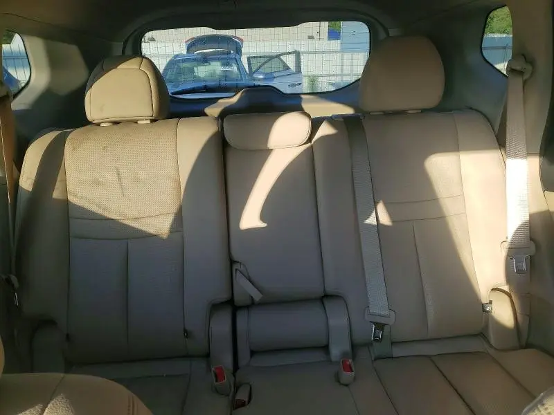 2016 NISSAN ROGUE SL  