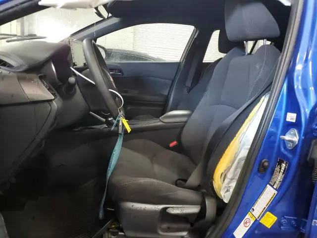 2019 TOYOTA C-HR LE  