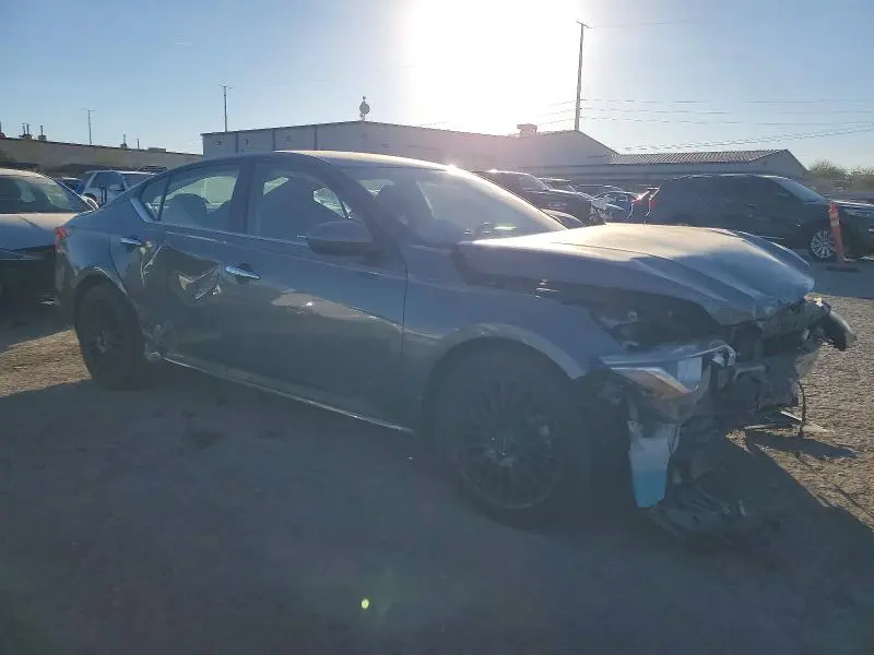 2019 NISSAN ALTIMA S  