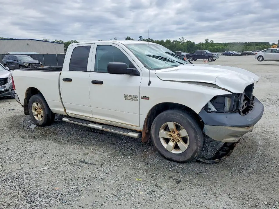 2015 RAM 1500 ST  
