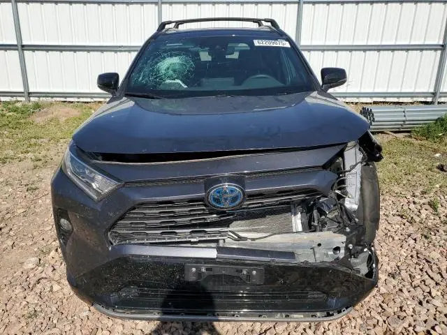 2020 TOYOTA RAV4 XSE  